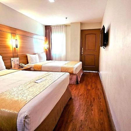 Tagaytay Hotel Sixb Tagaytay City Екстериор снимка