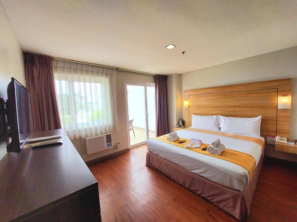 Tagaytay Hotel Sixb Tagaytay City Екстериор снимка